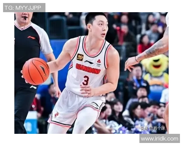 赛后复盘:上海篮球队与广州篮球队灵活性对比分析与战术探讨 赛后复盘:上海篮球队与广州篮球队灵活性对比分析与战术探讨