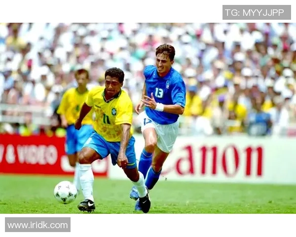 意大利足球明星在艺术镜头下的魅力瞬间与激情碰撞之美